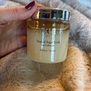 L'Core Paris Tropical Sugar Scrub